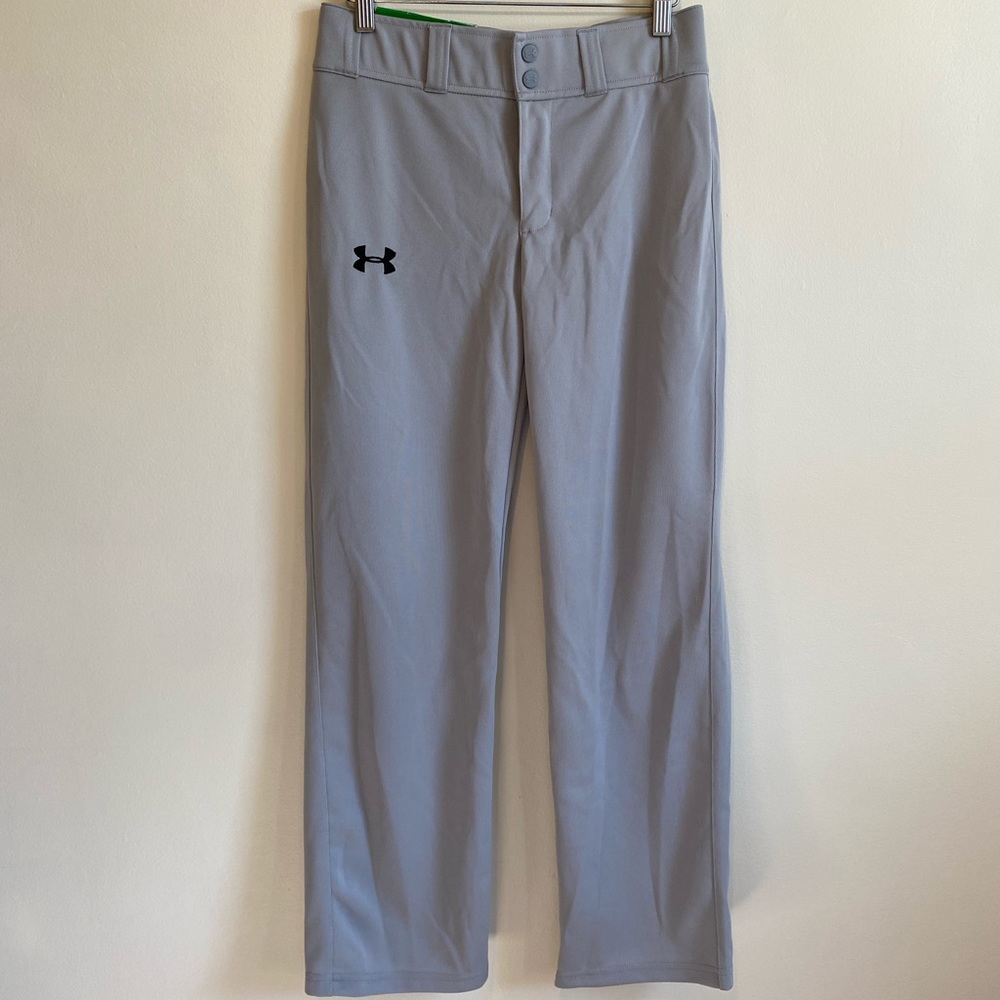 Boys NWTs Under Armour Relaxed Fit Sports Pants L